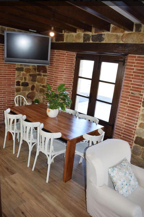 Casa Rural Los Riveros De Jeromo Selaya Ngoại thất bức ảnh