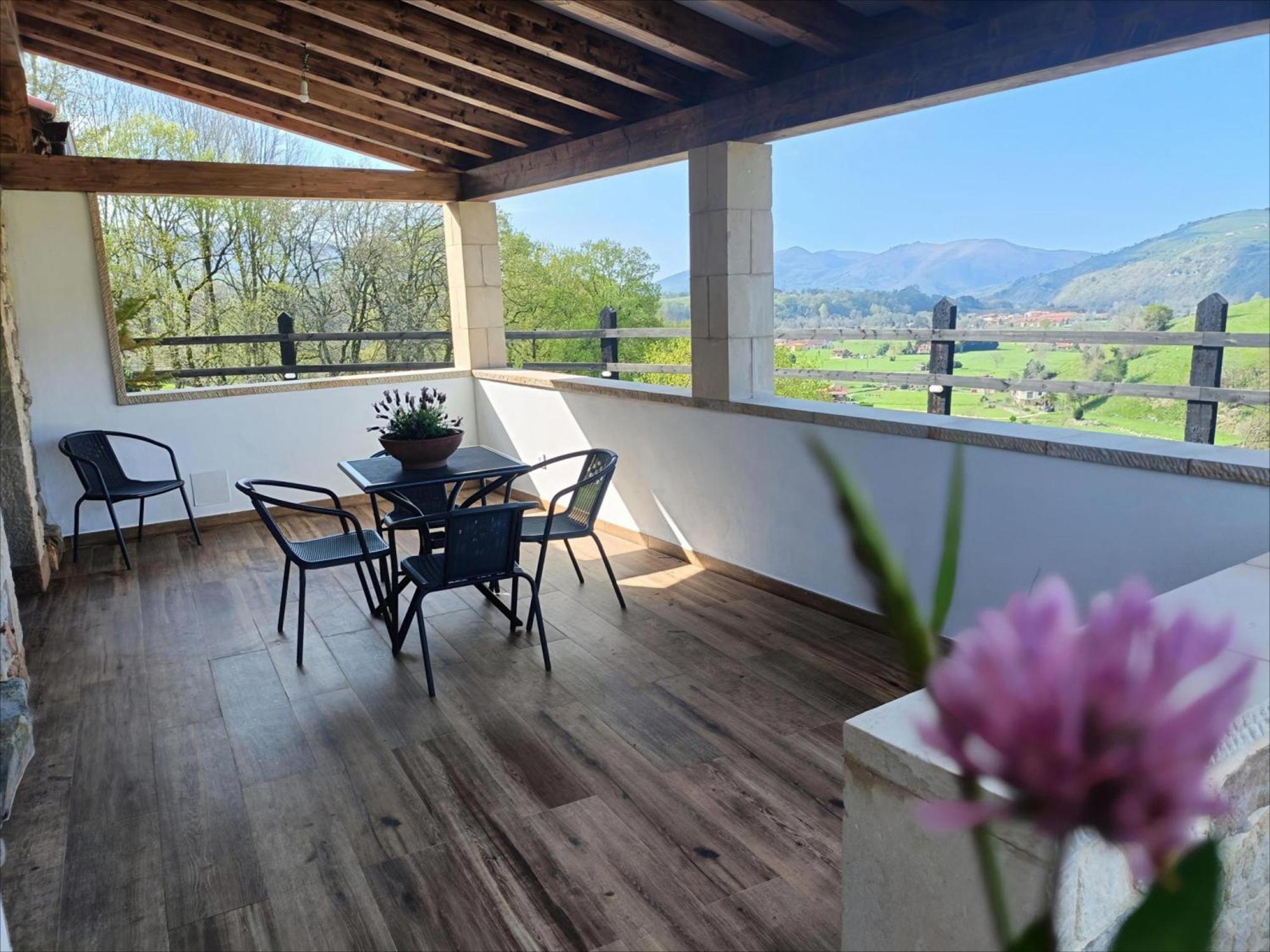 Casa Rural Los Riveros De Jeromo Selaya Ngoại thất bức ảnh
